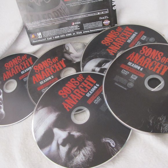 Must Bundle - Sons of Anarchy - Season 6 - Picture 5 of 5